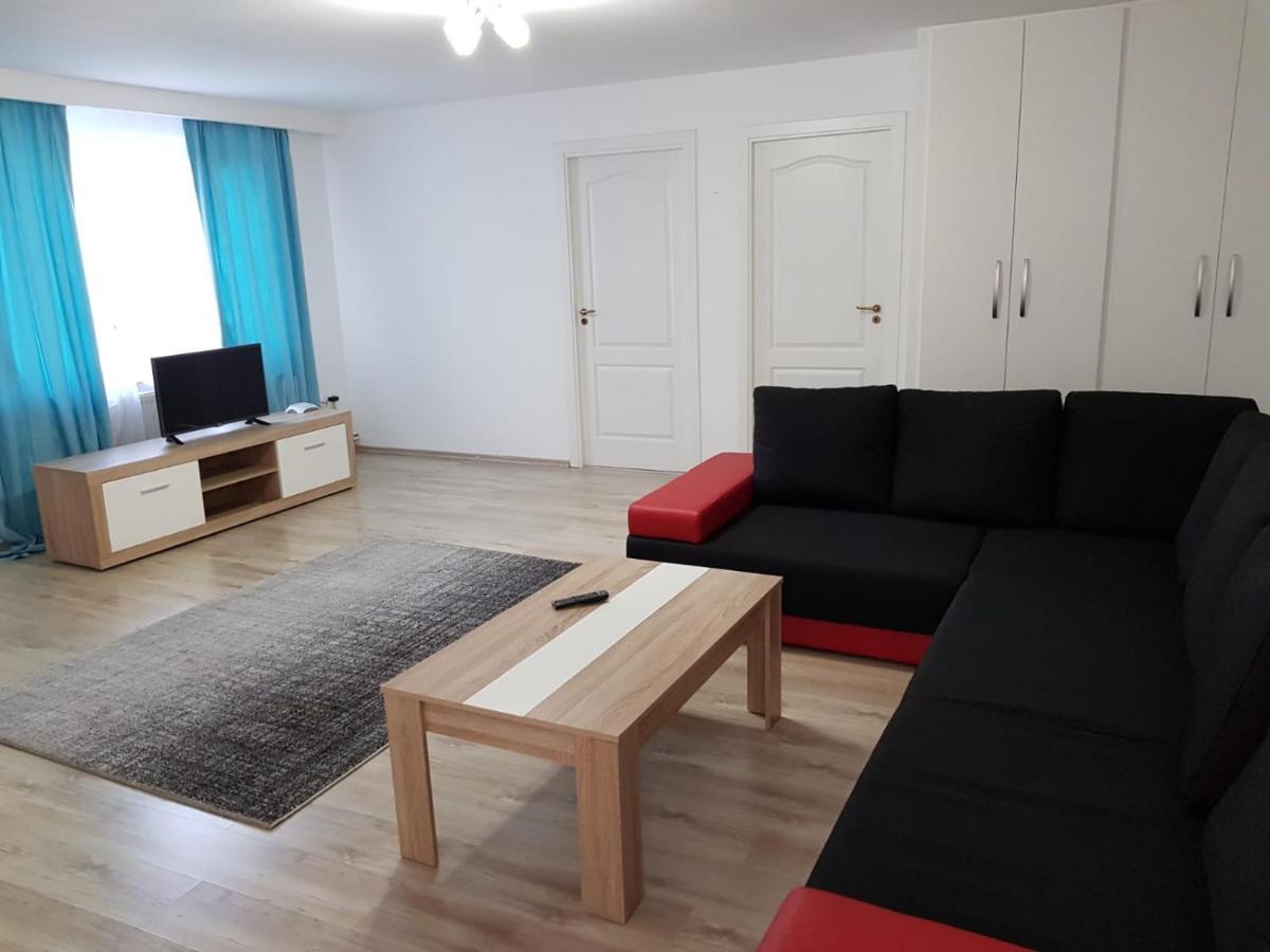 Apartament 8 Central Тиргу-Муреш Екстер'єр фото