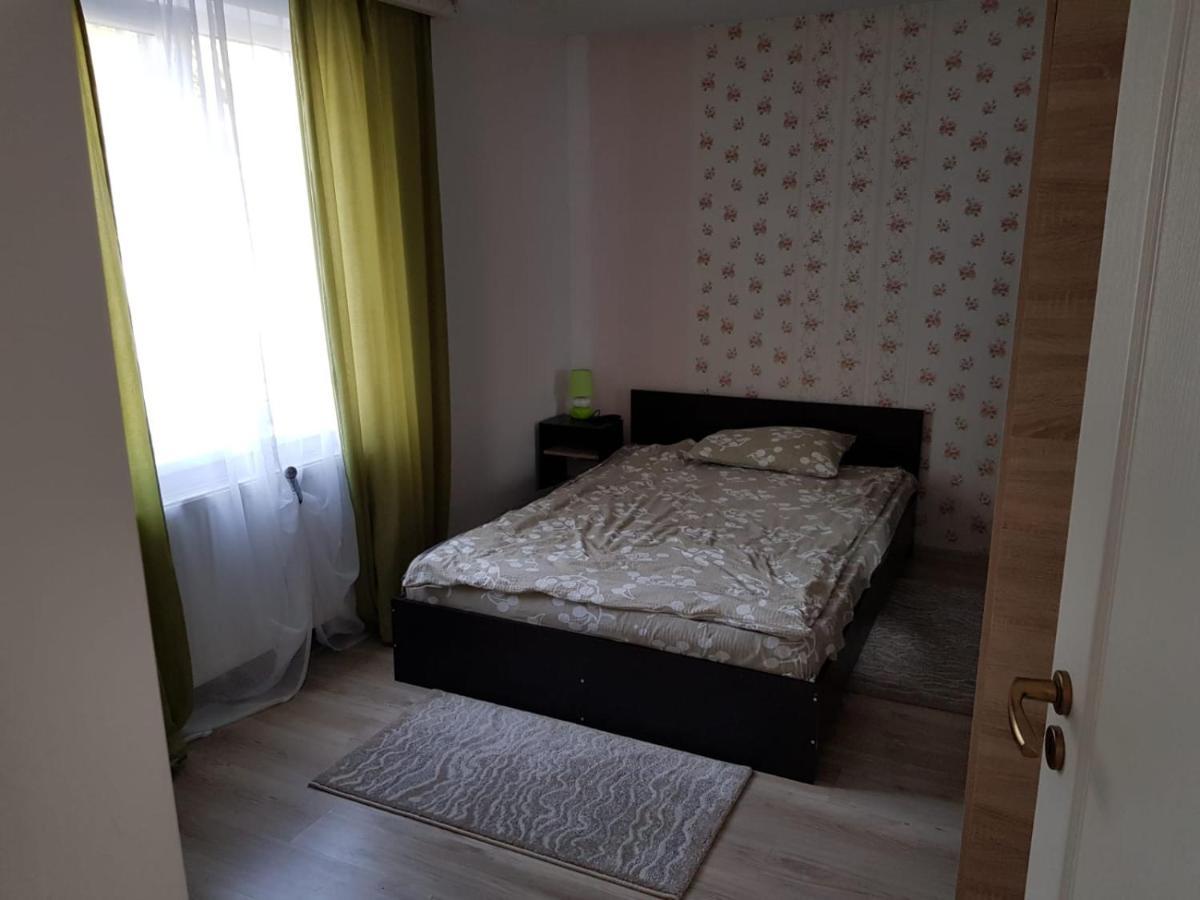 Apartament 8 Central Тиргу-Муреш Екстер'єр фото