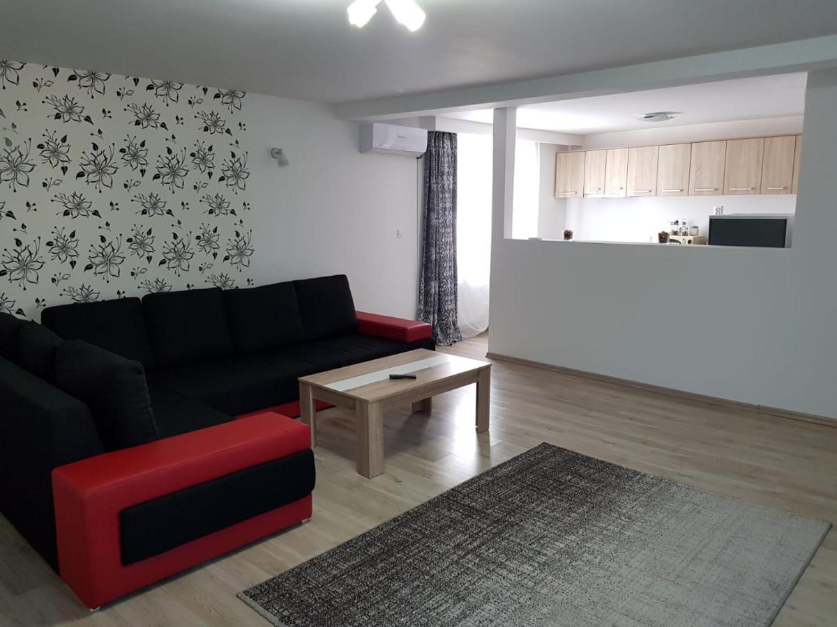 Apartament 8 Central Тиргу-Муреш Екстер'єр фото